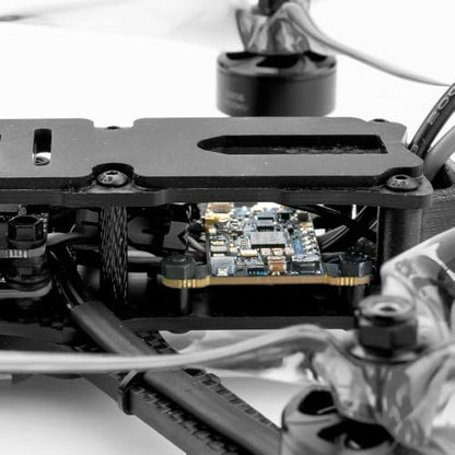 XILO STAX 5.8GHz FPV Video Transmitter (25-600mW) w Smart Audio White