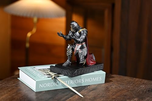 Medieval Templar Vanguard Officer Knight Pen Holder Desk Organizers Iron - color: Iron