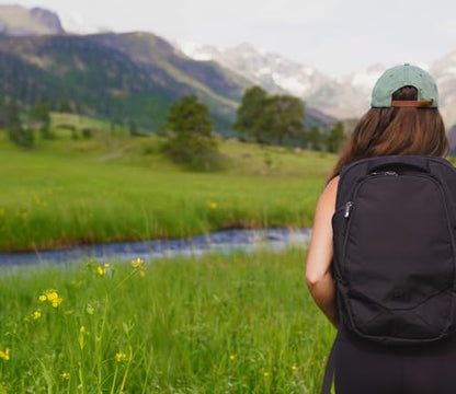 Knack Series 2 Small Travel Backpack 16-Inch Laptop, Expandable 17-27L - color: Black, size: Small