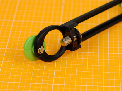 NT Cutter Fabric Circle Cutter, 1-3/16 Inches ~ 8-11/16 Inches diameter, 1 Cutter (C-2000P) - color: Black