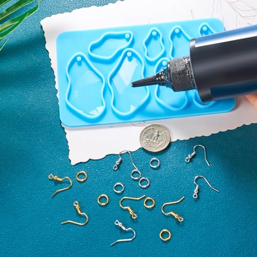 Elecrelive Geometry Earring Silicone Molds Jewelry Casting Molds Resin Pendant Casting Mould with Ear Hooks for Women DIY Craft Pendants Necklace Key Chains - color: Blue