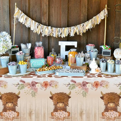 Highland Cow Party Tablecloths, Disposable Birthday Table Cover - color: Highland Cow