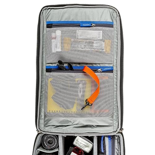 Think Tank Airport Essentials Backpack for Standard DSLR System, 300mm f/2.8/iPad/13 Laptop, Small