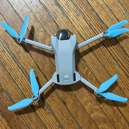 Master Airscrew Stealth Propellers for DJI Mini 3 & Lito 1/X1 - Blue, 4 propellers in Set - color: Blue