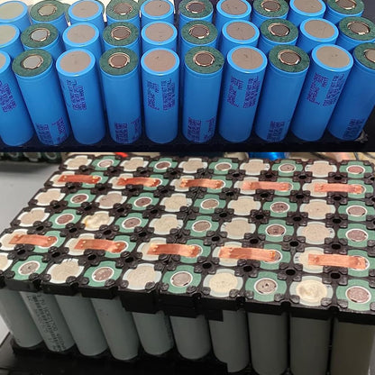 360 PCS 18650 Battery Sleeves Flat PVC Wrap Heat Shrink Tubing Tube(and 360 PCS Self-Adhesive Insulator Ring Cyan) - size: 18650